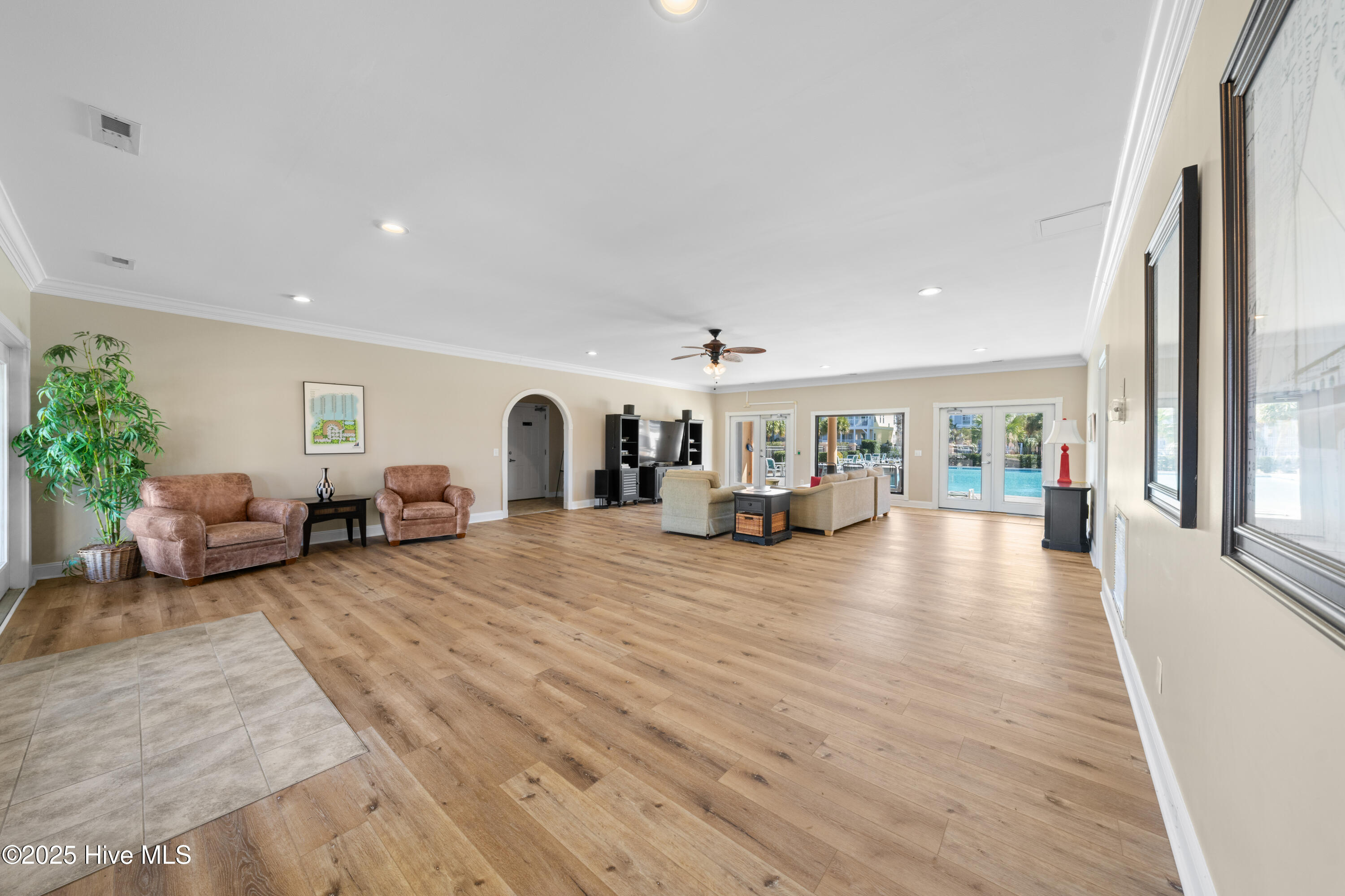 Townhouse in Carolina Beach NC 103 Spencer-Farlow Drive 70.jpg