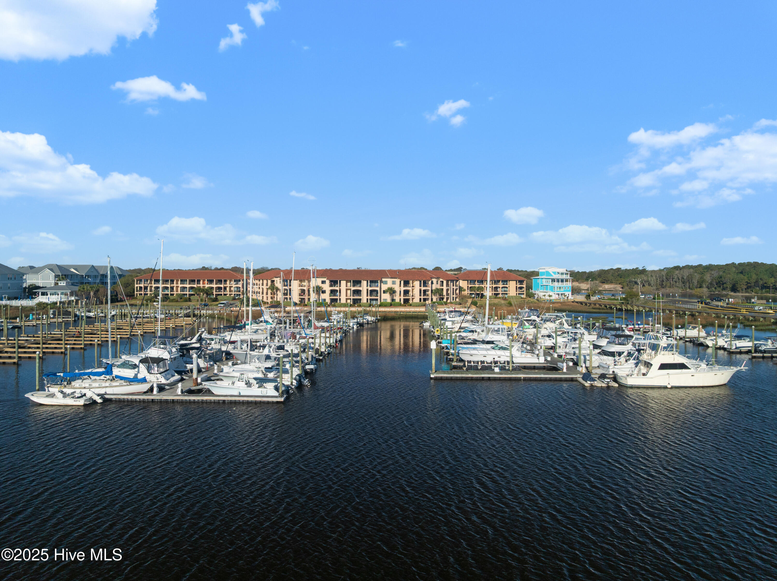 Townhouse in Carolina Beach NC 103 Spencer-Farlow Drive 75.jpg