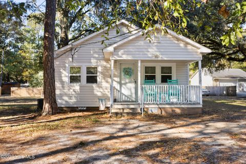 Single Family Residence in Wilmington NC 9715 River Road.jpg