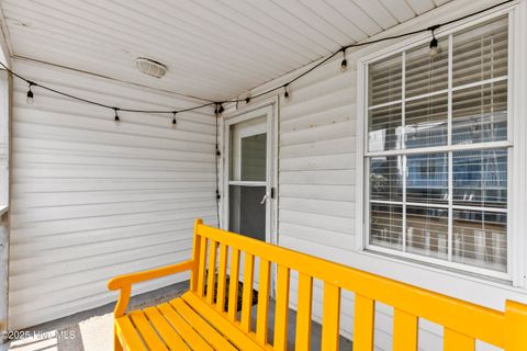 Single Family Residence in Carolina Beach NC 805 Carolina Beach Avenue 5.jpg