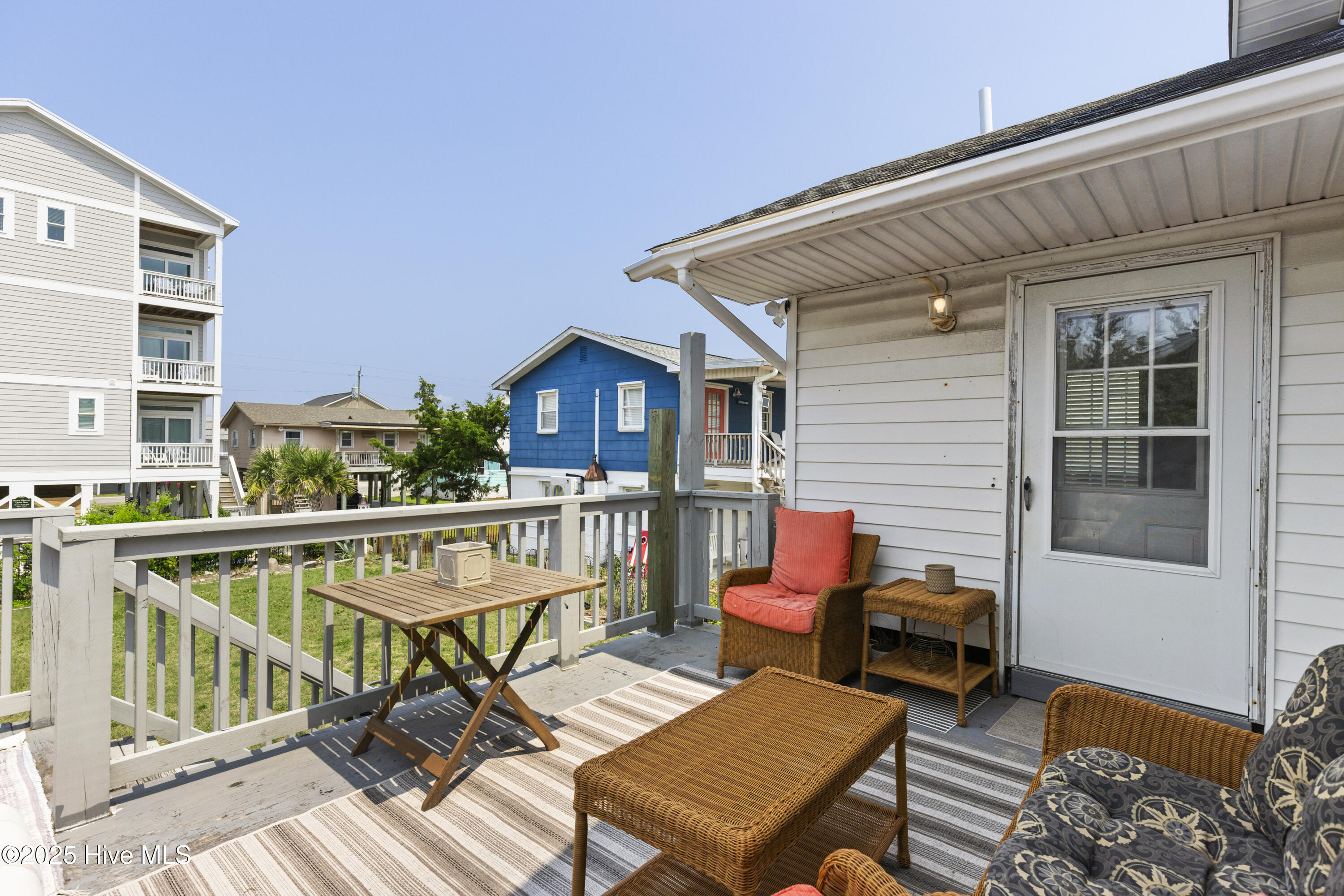 Single Family Residence in Carolina Beach NC 805 Carolina Beach Avenue 7.jpg