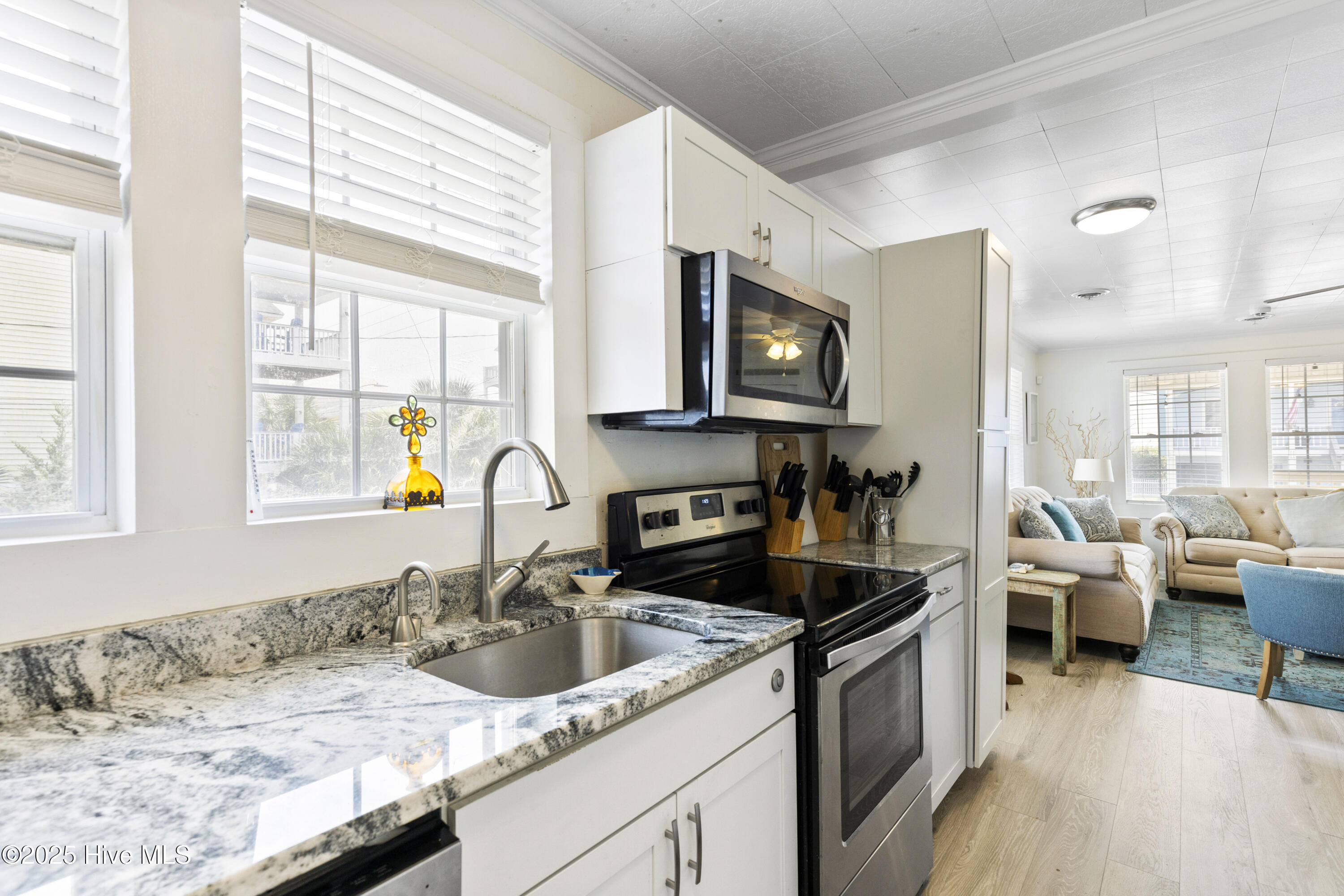 Single Family Residence in Carolina Beach NC 805 Carolina Beach Avenue 24.jpg