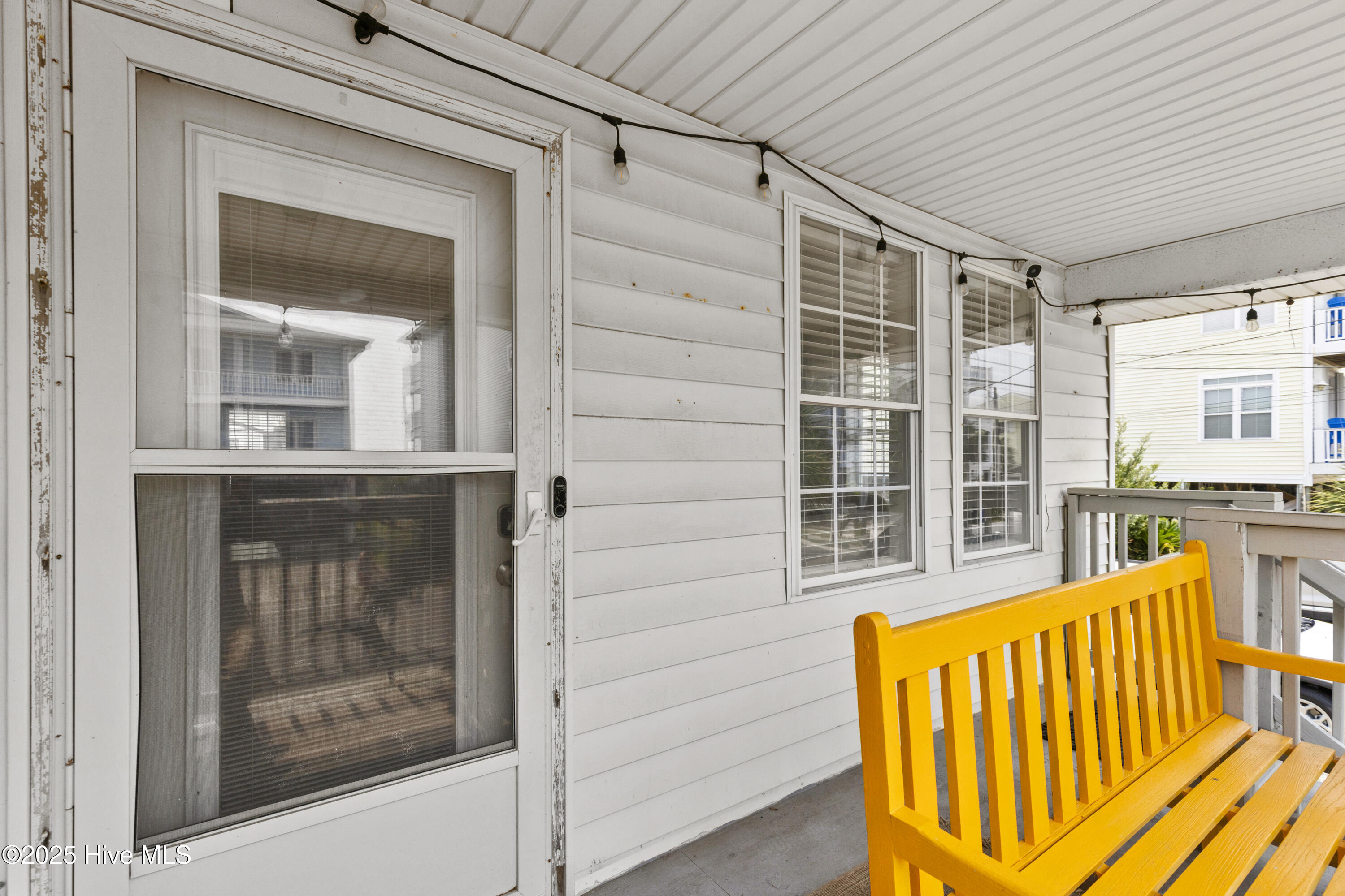 Single Family Residence in Carolina Beach NC 805 Carolina Beach Avenue 4.jpg