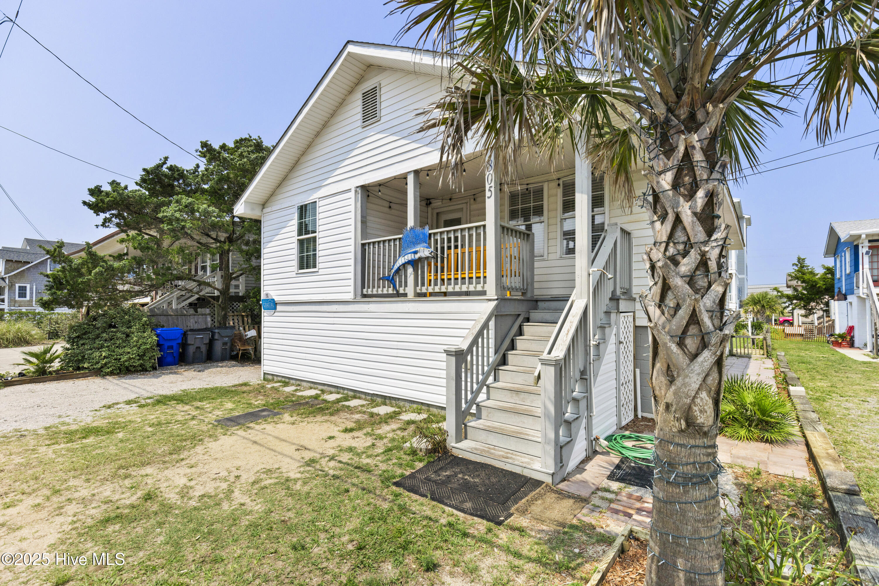Single Family Residence in Carolina Beach NC 805 Carolina Beach Avenue 1.jpg