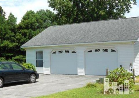Single Family Residence in Carolina Beach NC 101 N Sixth Street 18.jpg