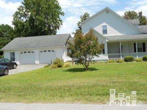 Single Family Residence in Carolina Beach NC 101 N Sixth Street 1.jpg