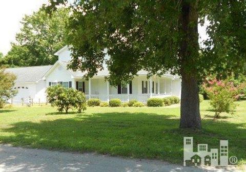 Single Family Residence in Carolina Beach NC 101 N Sixth Street 22.jpg