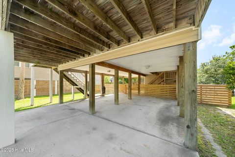 Single Family Residence in Carolina Beach NC 706 S Fourth Street 22.jpg
