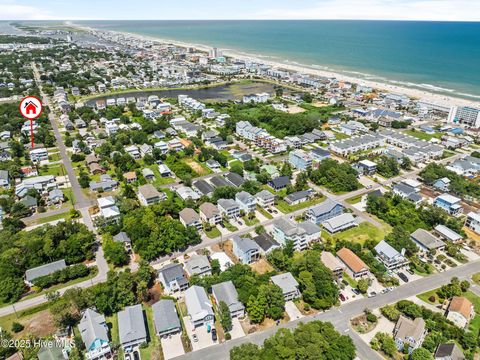 Single Family Residence in Carolina Beach NC 706 S Fourth Street 33.jpg