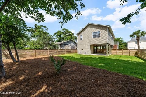 Single Family Residence in Carolina Beach NC 706 S Fourth Street 31.jpg