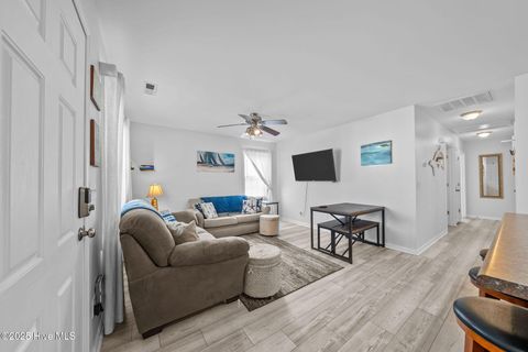 Single Family Residence in Carolina Beach NC 706 S Fourth Street 44.jpg