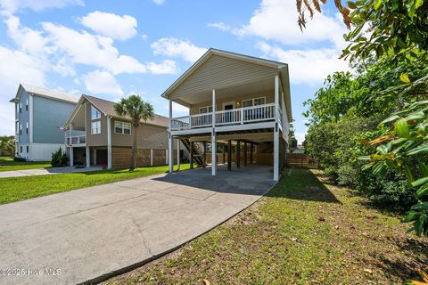 Single Family Residence in Carolina Beach NC 706 S Fourth Street 28.jpg