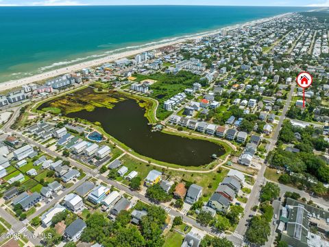 Single Family Residence in Carolina Beach NC 706 S Fourth Street 24.jpg