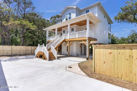 Single Family Residence in Carolina Beach NC 808 S 2nd Street 2.jpg