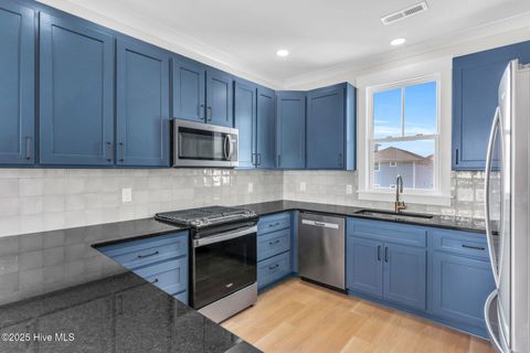 Single Family Residence in Carolina Beach NC 808 S 2nd Street 12.jpg