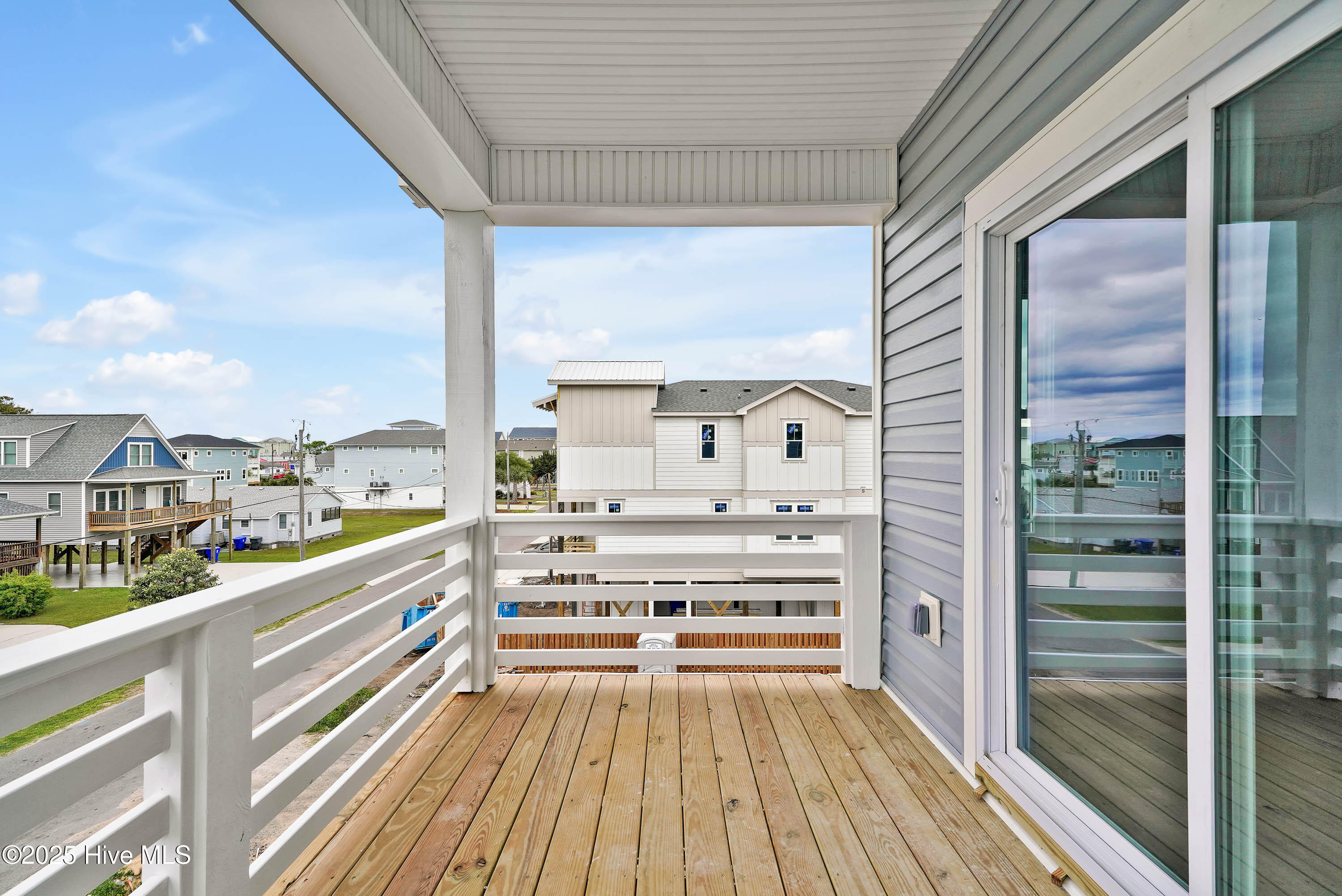 Townhouse in Carolina Beach NC 215 Spartanburg Avenue #2 27.jpg