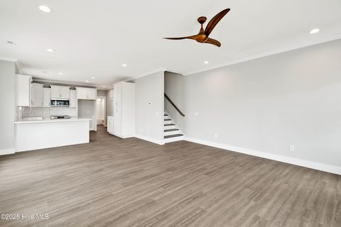 Townhouse in Carolina Beach NC 215 Spartanburg Avenue #2 13.jpg