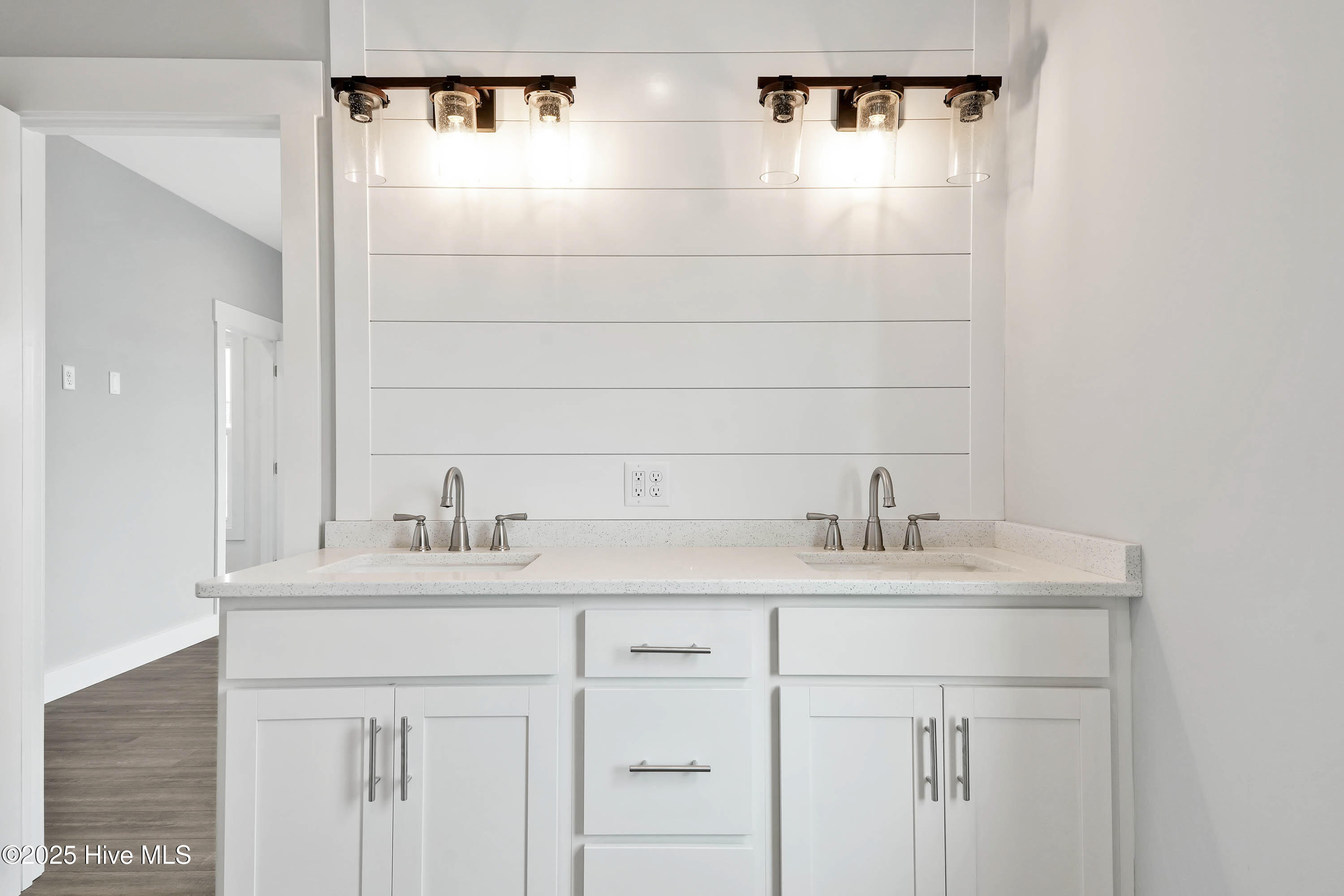 Townhouse in Carolina Beach NC 215 Spartanburg Avenue #2 24.jpg