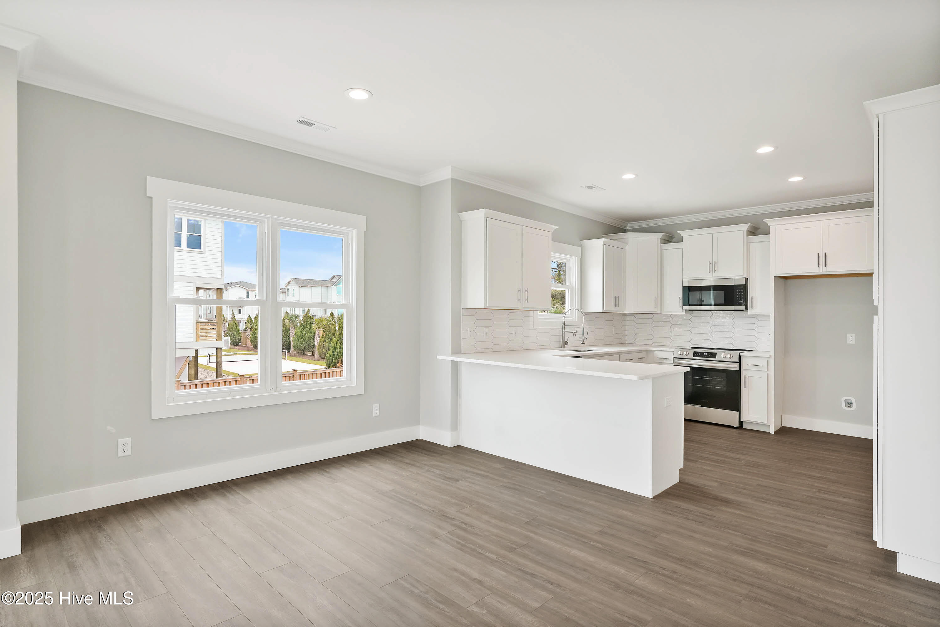 Townhouse in Carolina Beach NC 215 Spartanburg Avenue #2 11.jpg