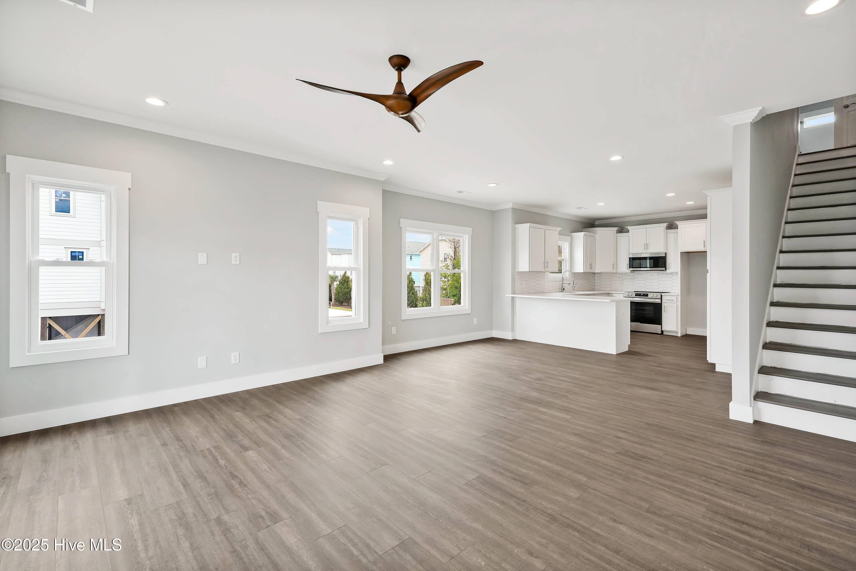 Townhouse in Carolina Beach NC 215 Spartanburg Avenue #2 14.jpg