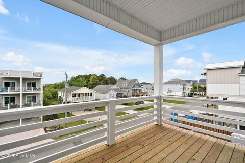 Townhouse in Carolina Beach NC 215 Spartanburg Avenue #2 26.jpg
