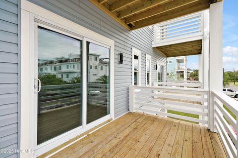 Townhouse in Carolina Beach NC 215 Spartanburg Avenue #2 16.jpg