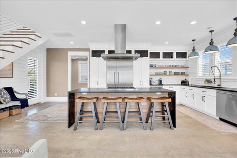 Single Family Residence in Carolina Beach NC 1317 Spot Lane 5.jpg