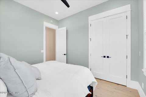 Single Family Residence in Carolina Beach NC 1317 Spot Lane 36.jpg