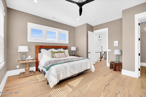 Single Family Residence in Carolina Beach NC 1317 Spot Lane 26.jpg