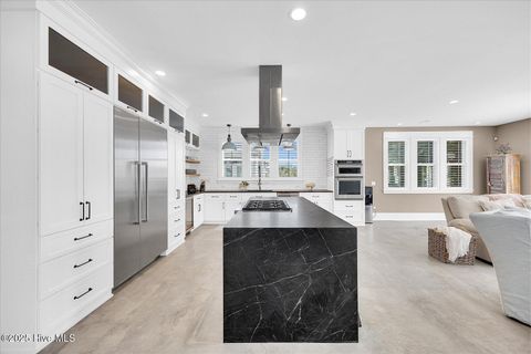 Single Family Residence in Carolina Beach NC 1317 Spot Lane 7.jpg