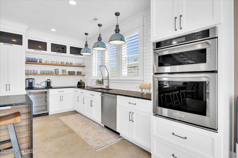 Single Family Residence in Carolina Beach NC 1317 Spot Lane 10.jpg