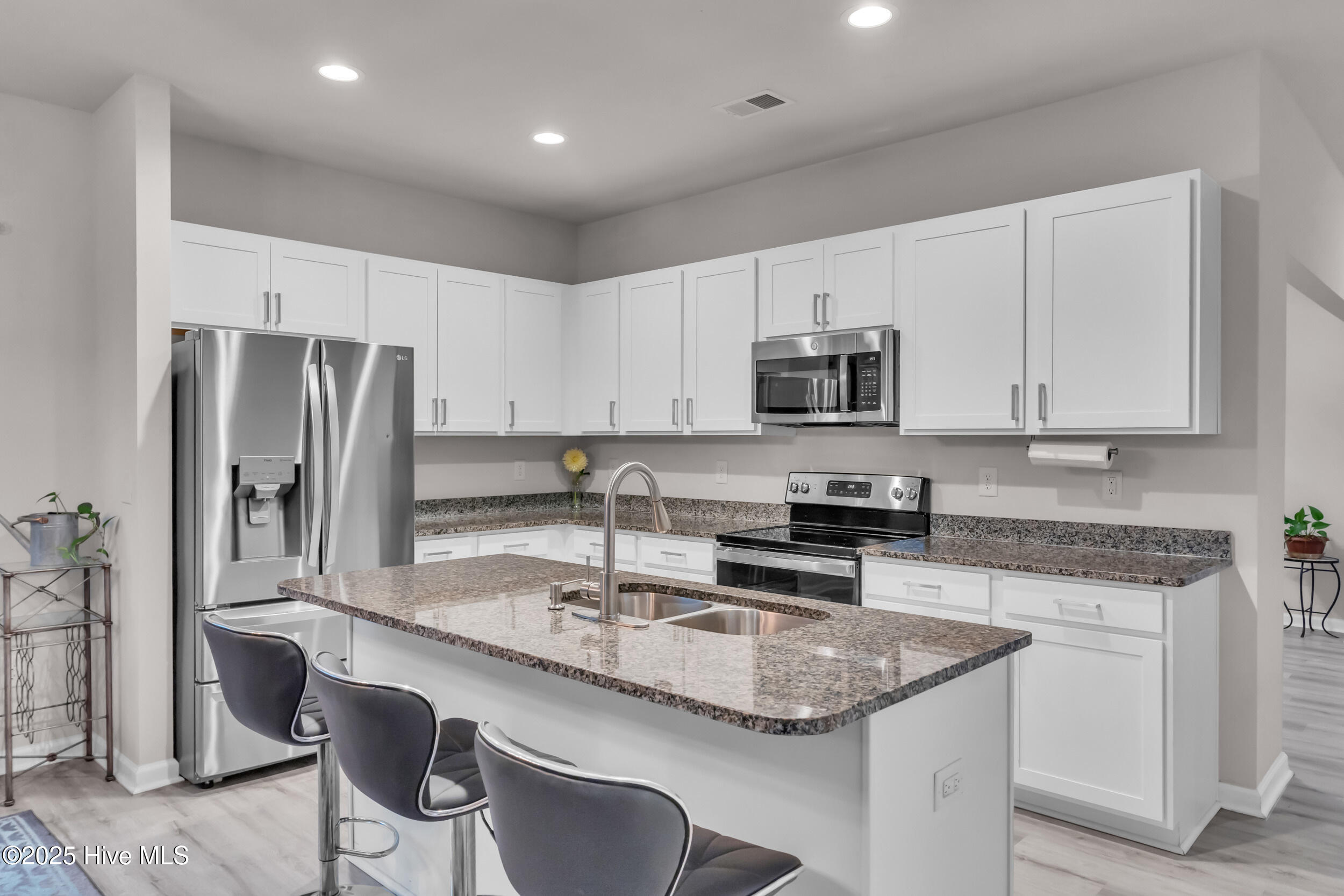 Single Family Residence in Castle Hayne NC 4549 Parsons Mill Drive 12.jpg