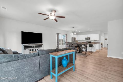Single Family Residence in Castle Hayne NC 4549 Parsons Mill Drive 8.jpg