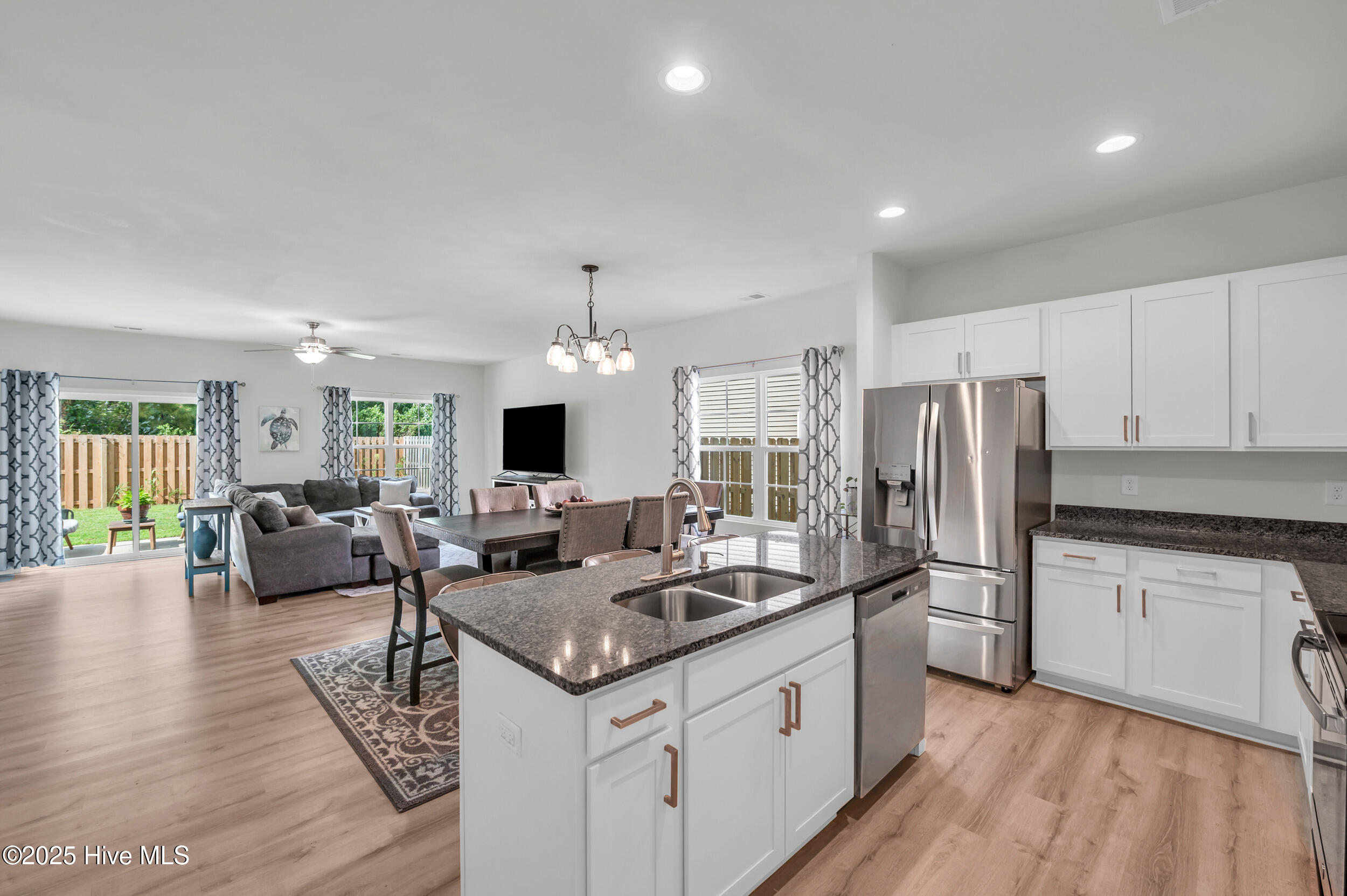 Single Family Residence in Castle Hayne NC 4549 Parsons Mill Drive 11.jpg
