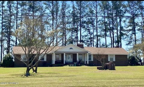 Single Family Residence in Chadbourn NC 4803 Andrew Jackson Highway.jpg