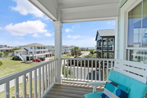 Single Family Residence in Holden Beach NC 121 Ferry Road 23.jpg