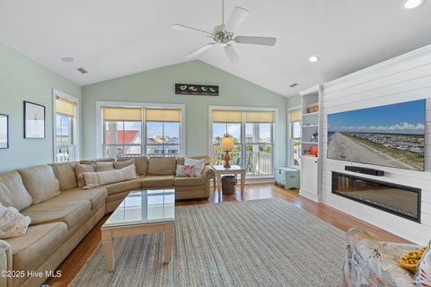 Single Family Residence in Holden Beach NC 121 Ferry Road 6.jpg
