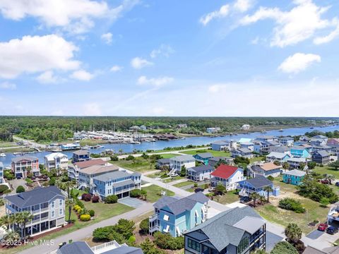 Single Family Residence in Holden Beach NC 121 Ferry Road 48.jpg