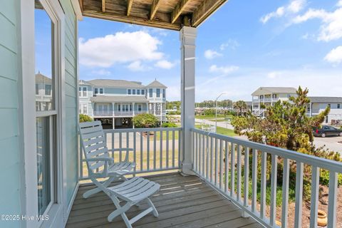 Single Family Residence in Holden Beach NC 121 Ferry Road 35.jpg