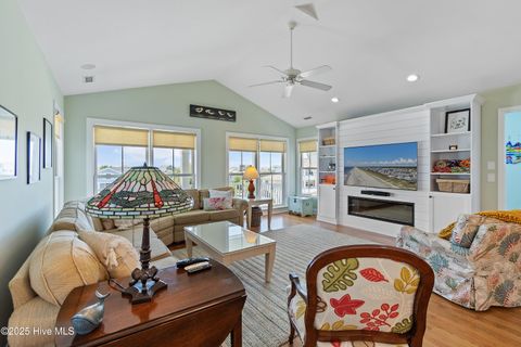 Single Family Residence in Holden Beach NC 121 Ferry Road 5.jpg