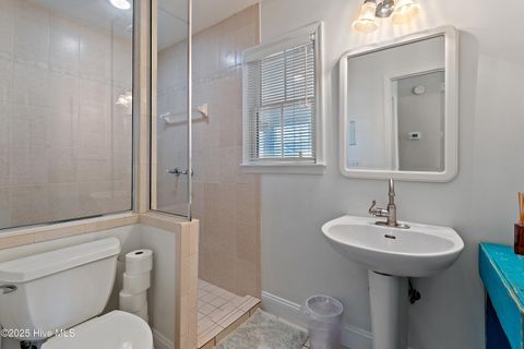 Single Family Residence in Holden Beach NC 121 Ferry Road 24.jpg