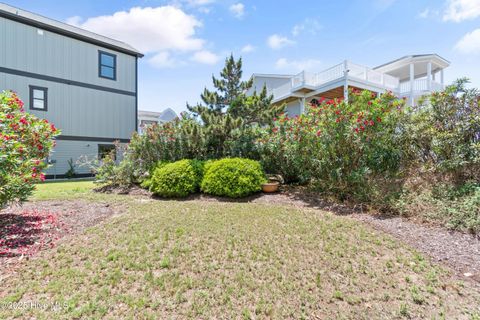Single Family Residence in Holden Beach NC 121 Ferry Road 51.jpg