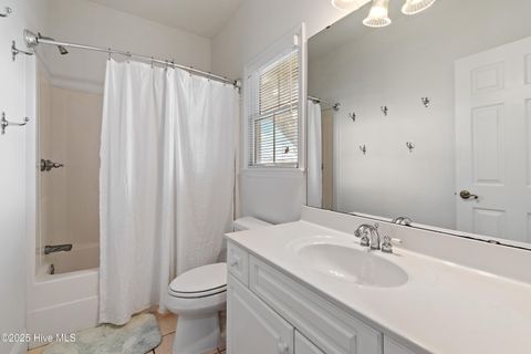 Single Family Residence in Holden Beach NC 121 Ferry Road 40.jpg