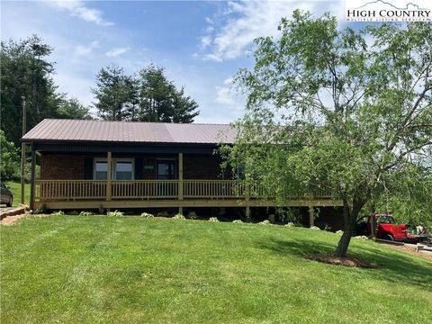 Single Family Residence in Ennice NC 11113 Glade Valley Road.jpg