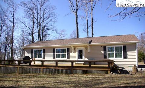 Single Family Residence in Ennice NC 55 Akita Drive.jpg