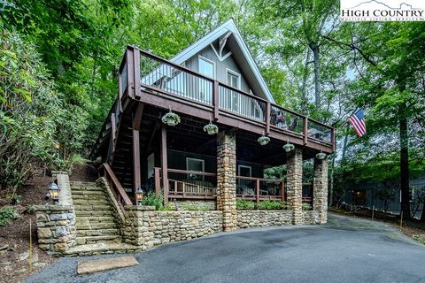 Single Family Residence in Boone NC 244 Walnut.jpg