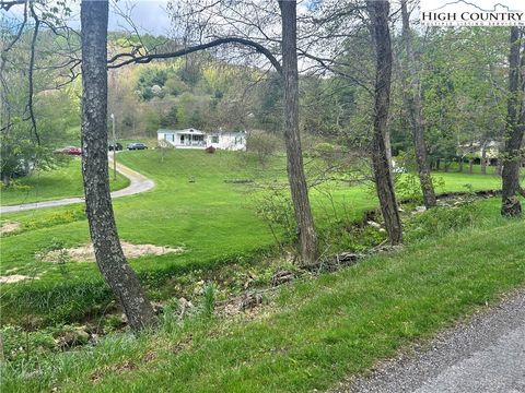 Single Family Residence in Laurel Springs NC 58 Clydes Lane.jpg