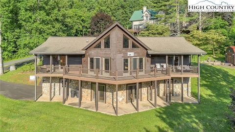 Single Family Residence in Jefferson NC 156 Rivers Edge Access Road.jpg