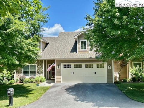 Townhouse in Jefferson NC 844 E Landing Ridge Circle #C2.jpg