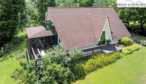 Single Family Residence in Sparta NC 370 Osee Road.jpg